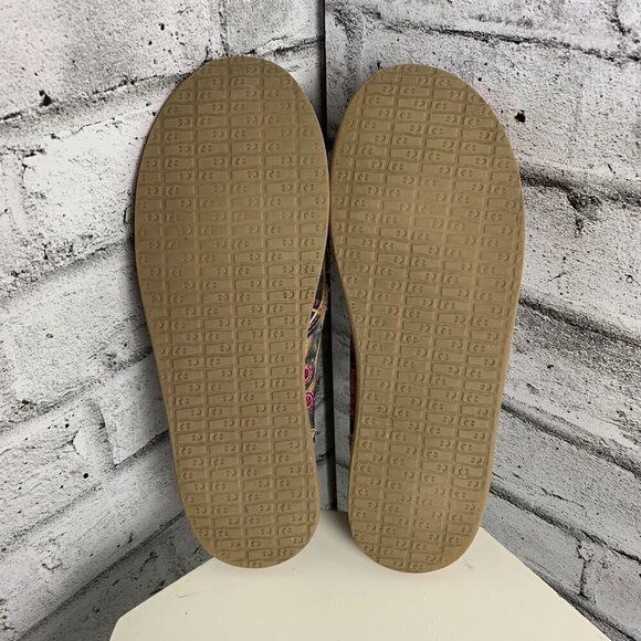 Sanuk Camouflage Slip On Flats - Picture 6 of 7